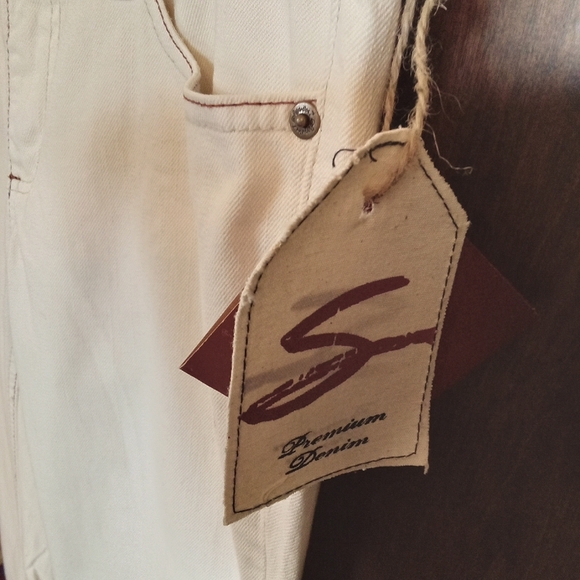 NWT! Seven 7 Premium Ivory Denim Jeans with Contrast Stitching - Picture 7 of 10